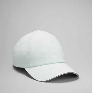 NEW LULULEMON WOMENS FAST AND FREE RUNNING HAT (Delicate Mint)